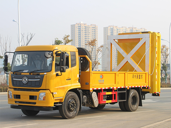 CLW5160TFZD6防撞緩沖車