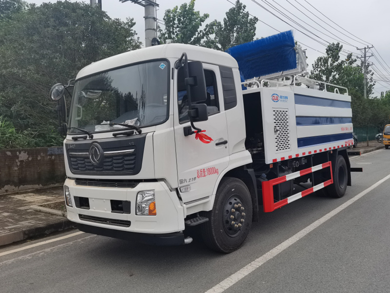 東風天錦隧道清洗車