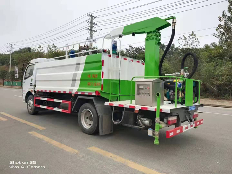 東風(fēng)F7抑塵車